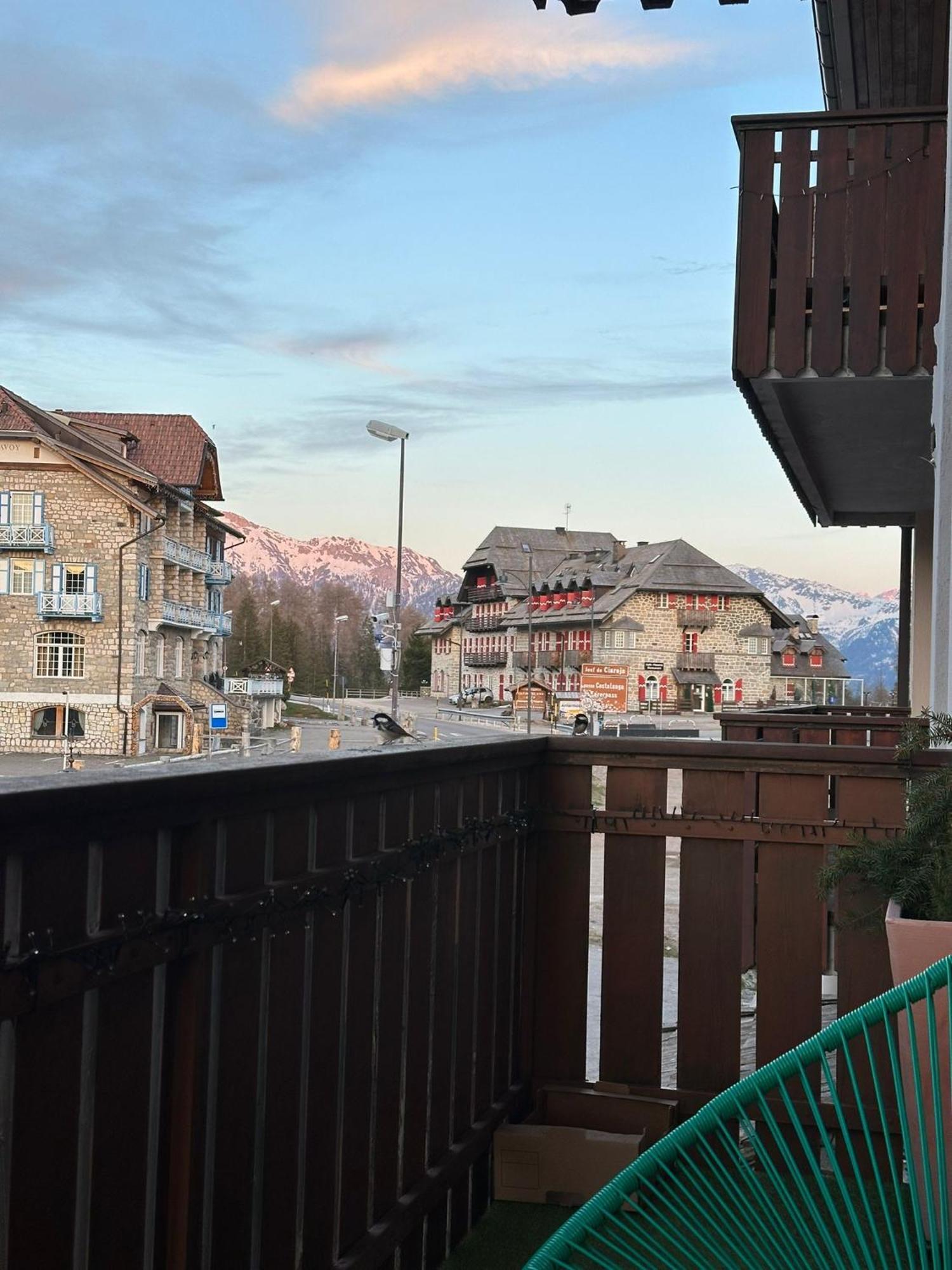Costalungahouse Trekkingbikeski Selfcheck-In Apartment Carezza al Lago Exteriér fotografie